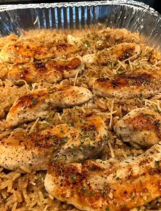 CHICKEN WITH GARLIC PARMESAN RICE