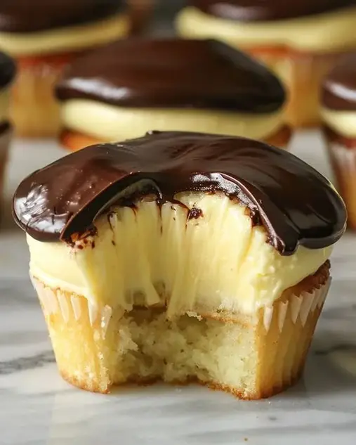 Boston Cream Cupcakes