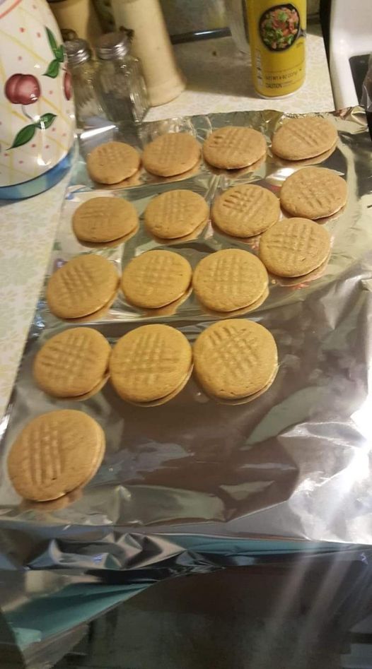 3-Ingredient Peanut Butter Cookies: OMG DON’T LOSE THIS!