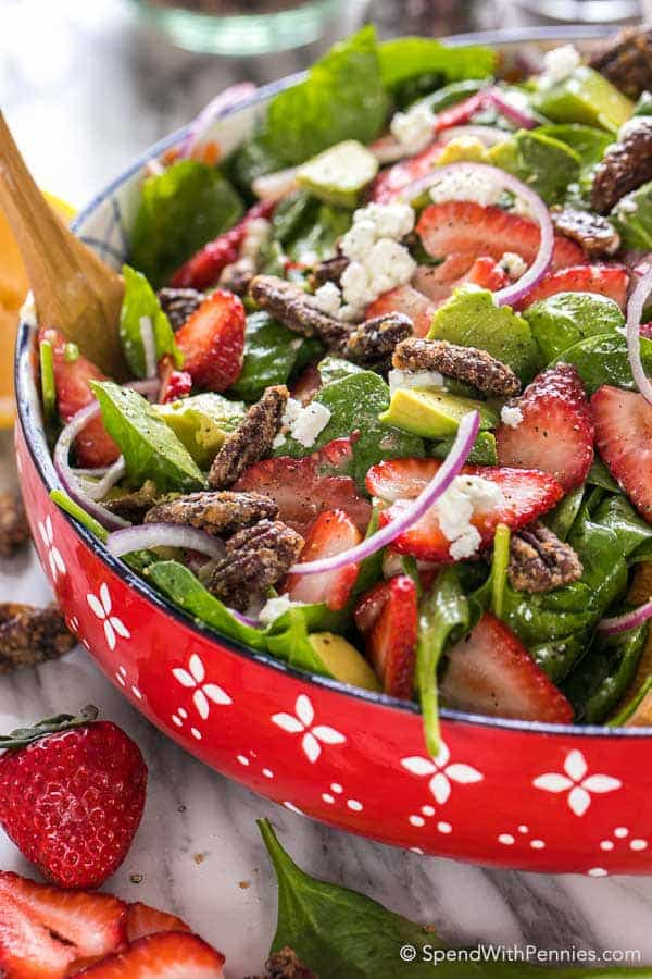 Strawberry Spinach Salad – A Fresh, Vibrant Dish